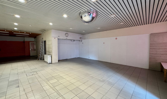 Commercieel gelijkvloers te huur in Brugge