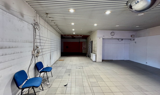 Commercieel gelijkvloers te huur in Brugge