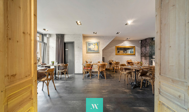 Gebouw voor gemengd gebruik te koop in Brugge