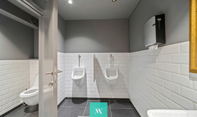 Gebouw voor gemengd gebruik te koop in Brugge