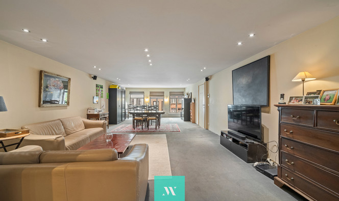 Gebouw voor gemengd gebruik te koop in Brugge