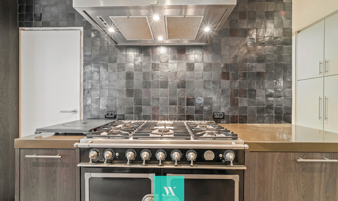 Gebouw voor gemengd gebruik te koop in Brugge