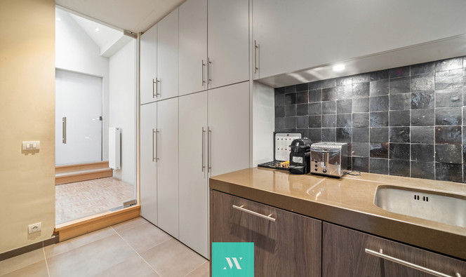 Gebouw voor gemengd gebruik te koop in Brugge