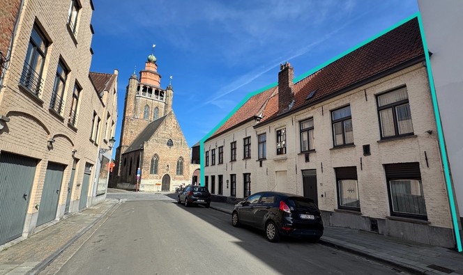 Gebouw voor gemengd gebruik te koop in Brugge