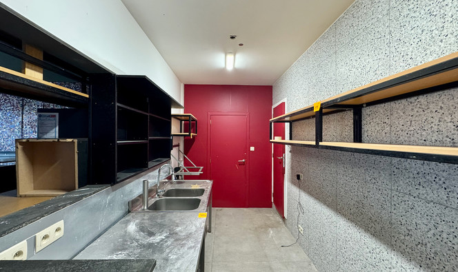 Gebouw voor gemengd gebruik te koop in Oostende