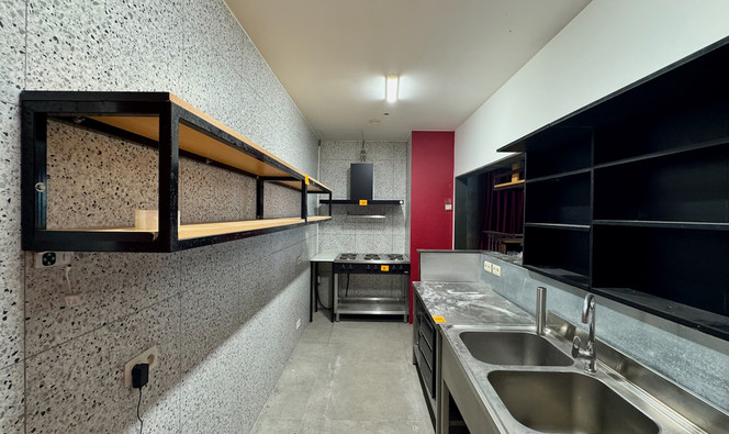 Gebouw voor gemengd gebruik te koop in Oostende