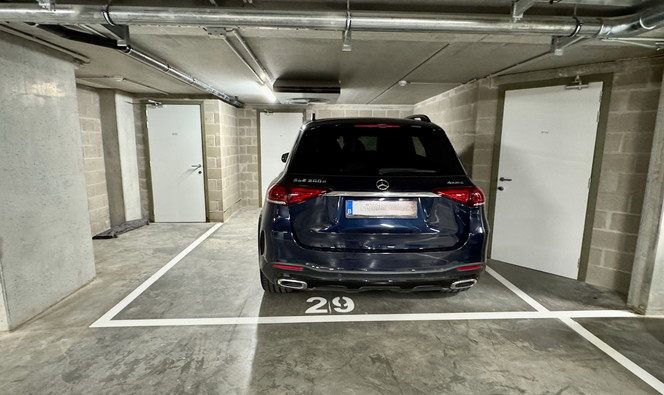 Gelijkvloerse verdieping te koop in Oostende