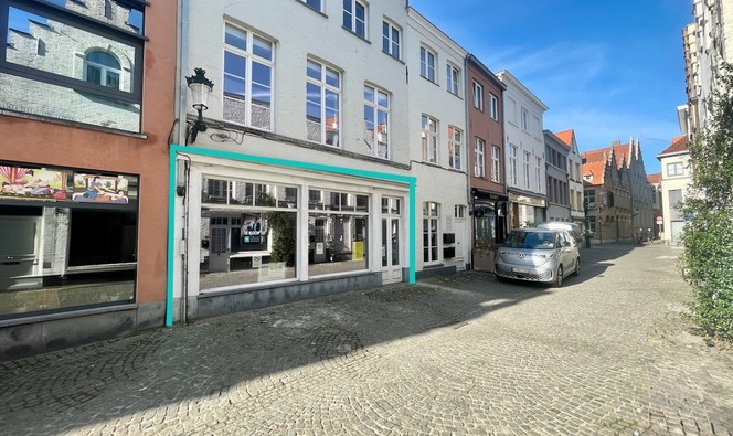 Individuele handelszaak te koop in Brugge