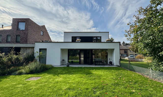 Koppelvilla te koop in Brugge