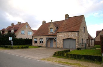 Villa te koop in Dudzele